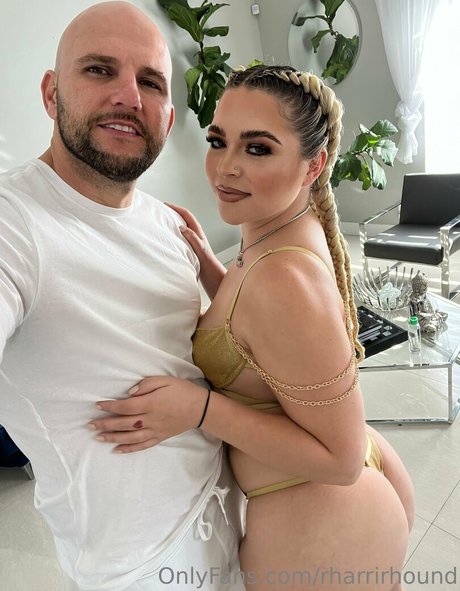 brunette wife onlyfans art nude pictures