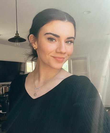 Brett Cooper star exclusive img