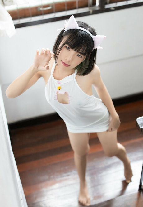 pole light model naked pic