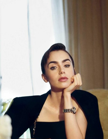 Lily Collins pornstar free pictures