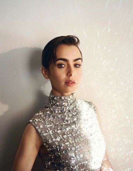 Lily Collins art star images