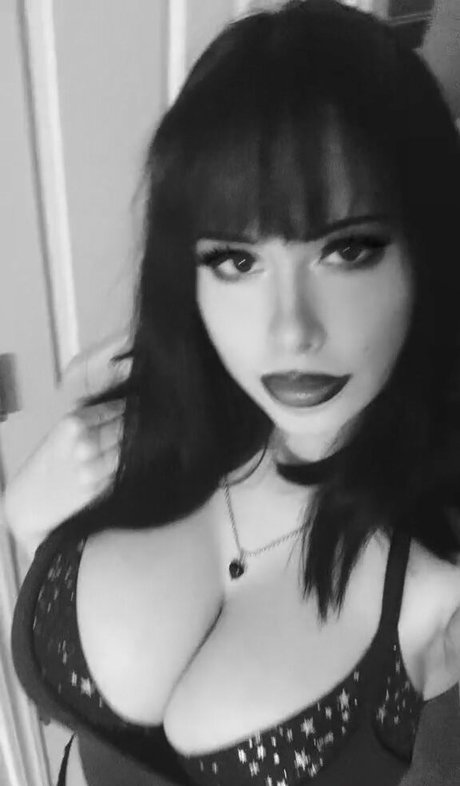 mariana labruja high quality star pics