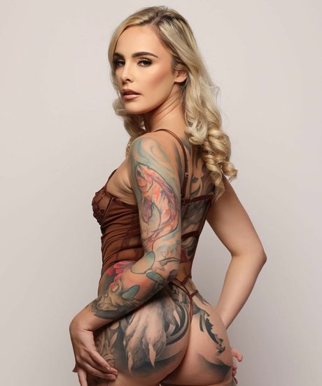 Virginia Suicide hd model photos