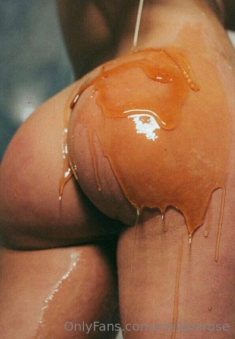 Mslunarose naked model galleries