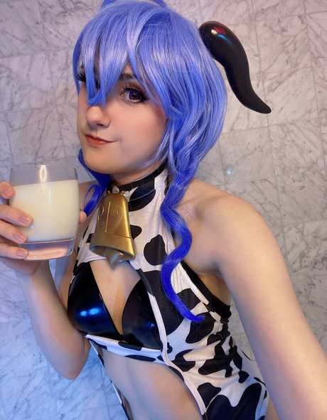 Mangoloo Cosplay star nude picture