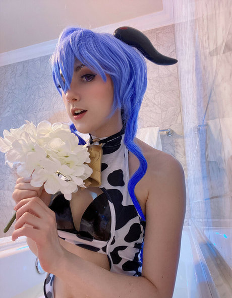 Mangoloo Cosplay exclusive model galleries