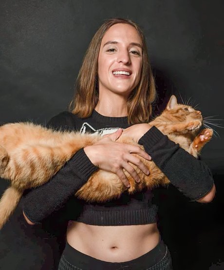 Ashley Victoria Robinson star erotic picture