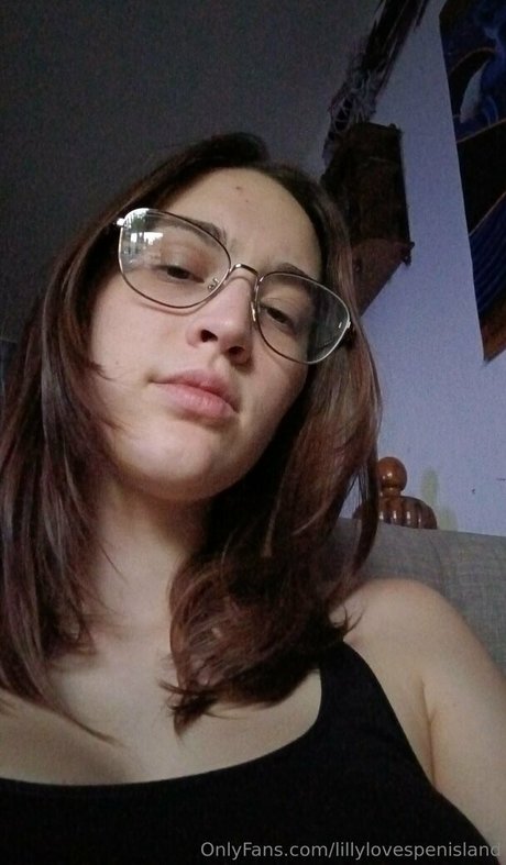 lillylovespenisland star exclusive gallery