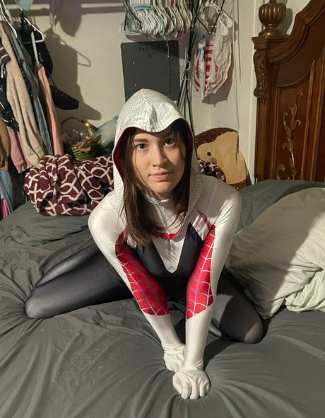 lillylovespenisland nude actress img