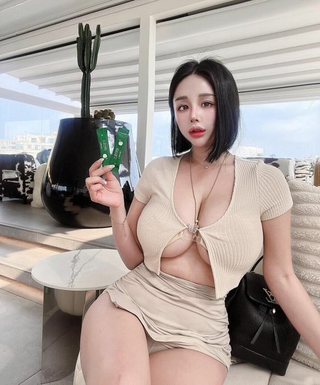 e__luda glamorous model best gallery