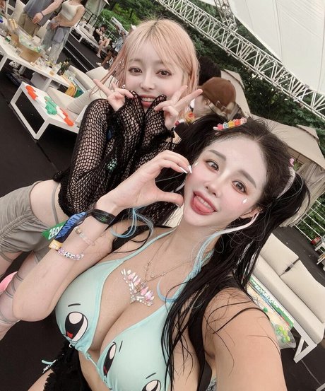 e__luda glamorous star pornographic pic