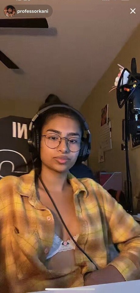 FaZe Kani naked star photos