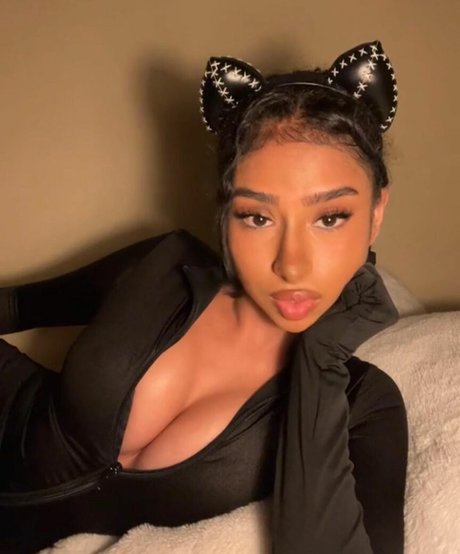 FaZe Kani pornstar hot archive