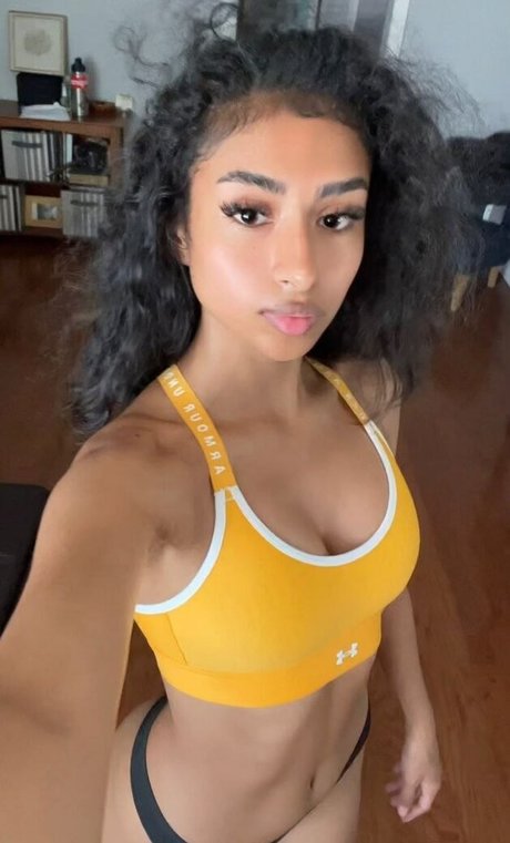 FaZe Kani pornstar art gallery