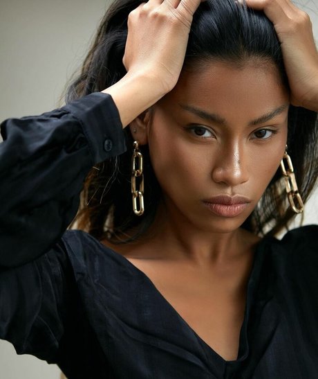 UN YA top actress pic