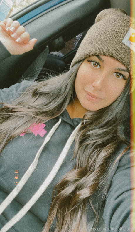 big tits brunette onlyfans porno photos