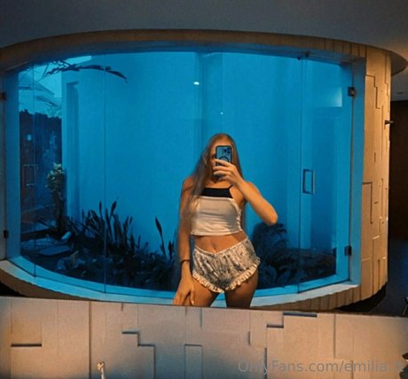 emilia tt nice star photos