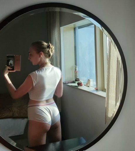 emilia tt pornstar high quality img