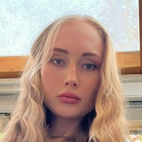 emilia tt nudes star pic