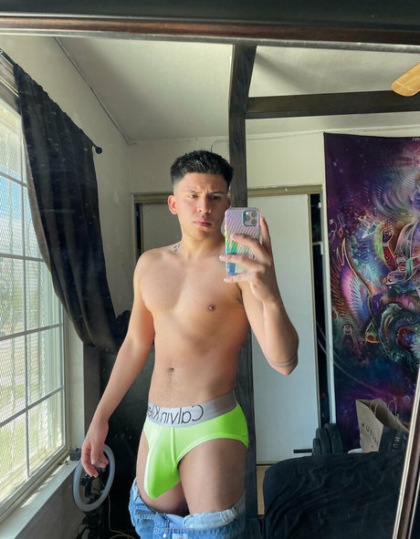 papitop sexy actress galleries