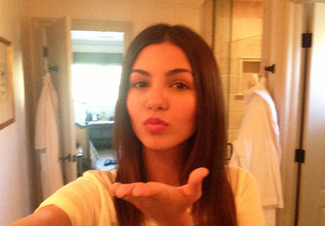 Victoria Justice star porn pictures