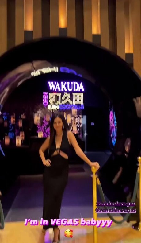 Victoria Justice sexy pornstar photo