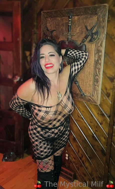 enchantressselenafree top model photo