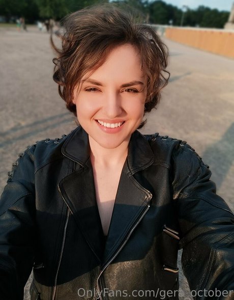 big tits brunette onlyfans art naked img