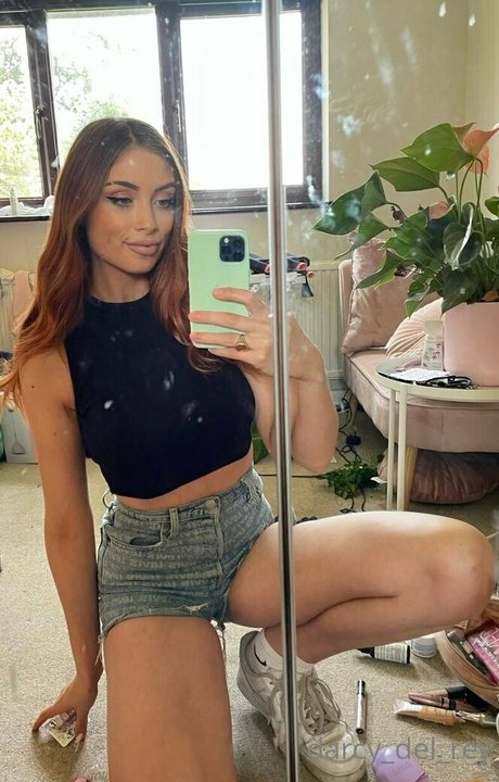 two onlyfans xxx image