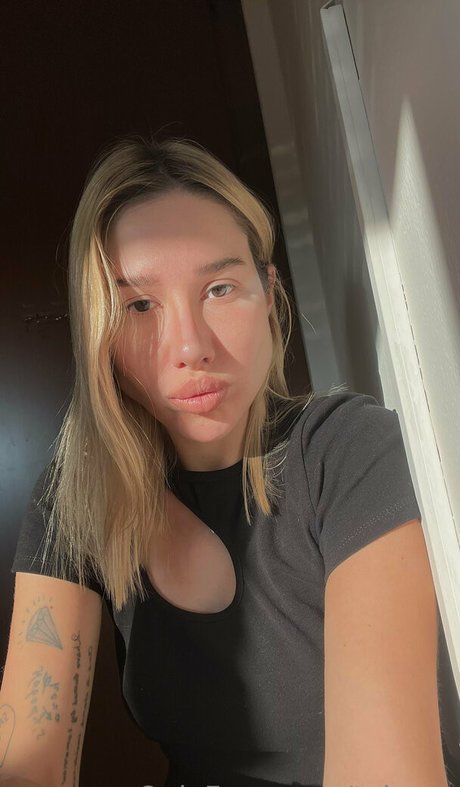 kira evans model sex gallery