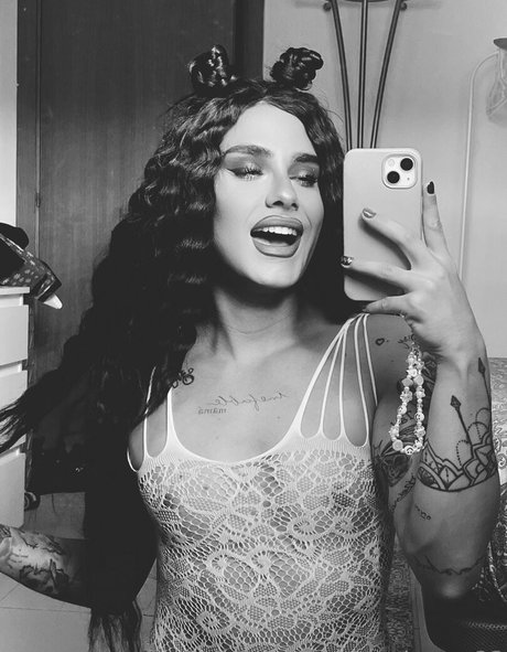 paulamnr23 model sex pics