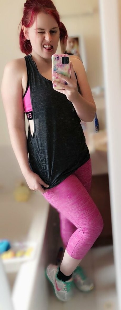 aussiesarah pretty star pic