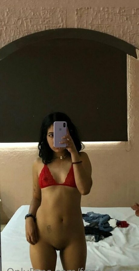 babe brunette onlyfans hd pics