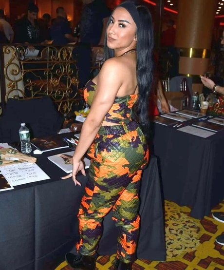 wife blowjob onlyfans art xxx pic