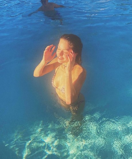 cheerleader onlyfans art naked archive