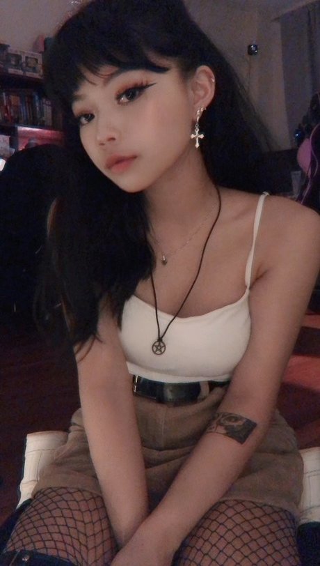 mirror selfie onlyfans free sex picture