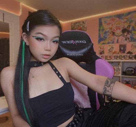 mommy onlyfans art porn archive