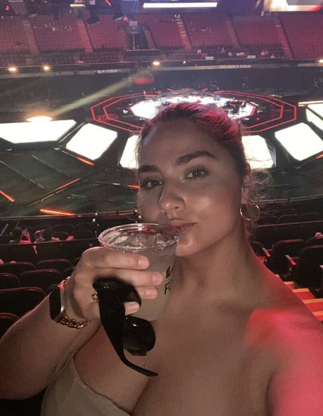 Elisabeth Marchini star naked pictures