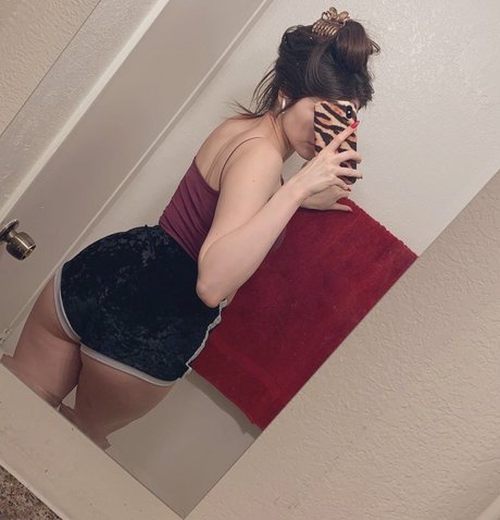 JadetheJaguar model erotic galleries