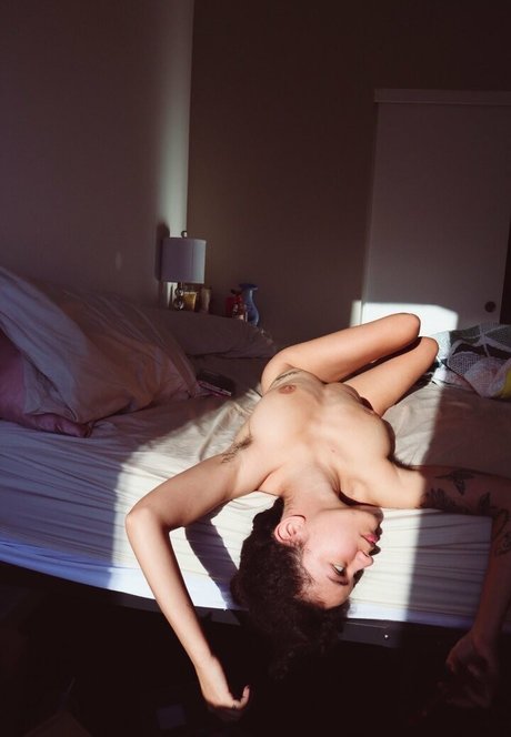 Spicymarii model nudes pictures