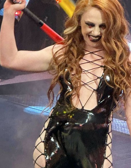 Isla Dawn model hd gallery