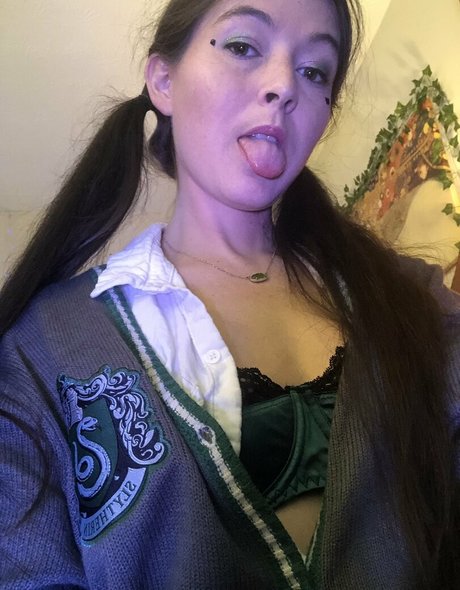 Zhaddie Grey nudes star archive