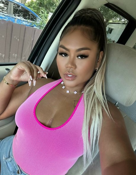 Tonti Thampitak pornstar hot images