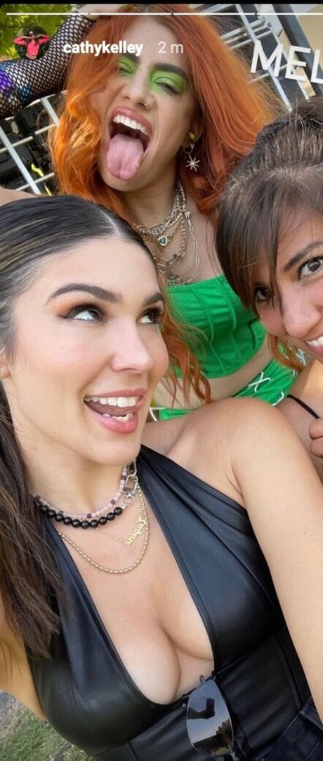 Cathy Kelley erotic model pictures