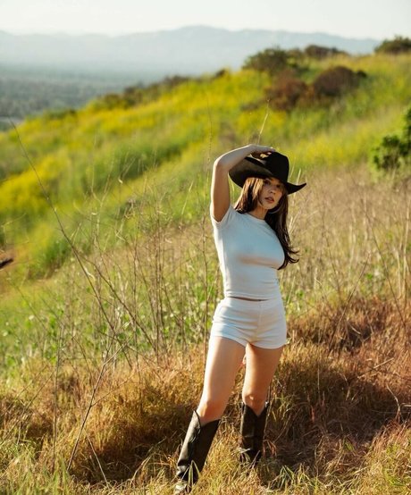 Cathy Kelley xxx model gallery