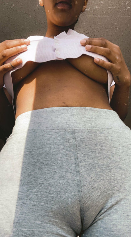 lesbian onlyfans hot sexy pics