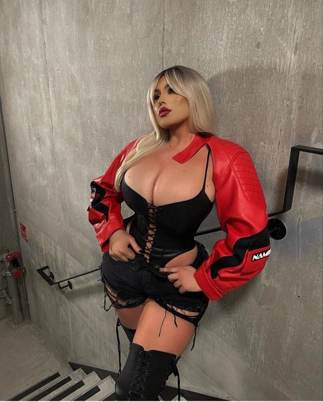 sxmonne star naked galleries