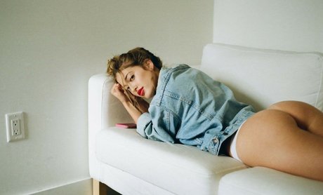 Lindsey Kevitch pornstar naked photos