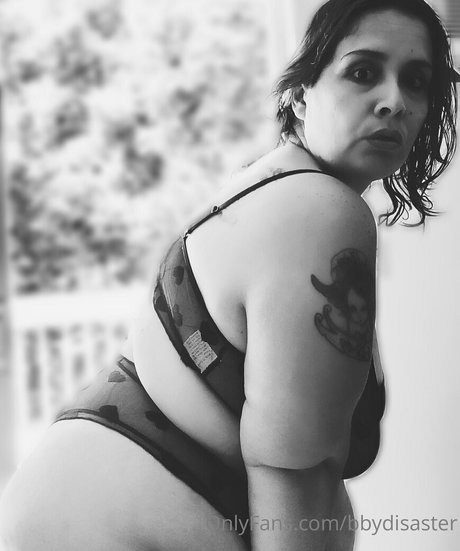 thickmadaamfree nudes star photos