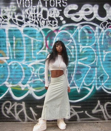 Majormommyissues sex actress pic